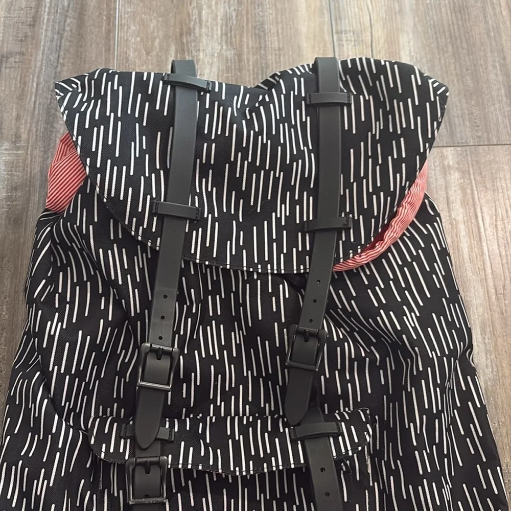 Hershel Mid-Volume Little America Backpack